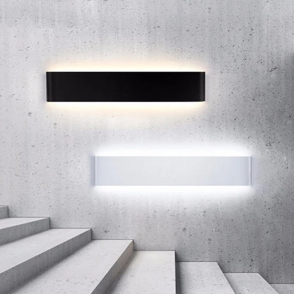 Decasa Linear LED Wall Sconce