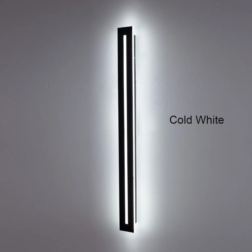 Decasa Linear Outdoor Wall Sconce